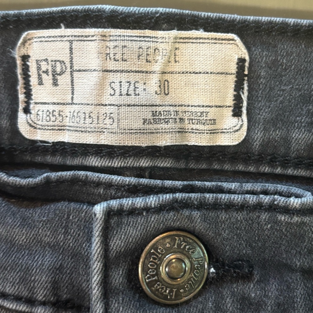 FREE PEOPLE Charcoal Black High-Waisted Distressed Skinny Jeans - Picture 7 of 7